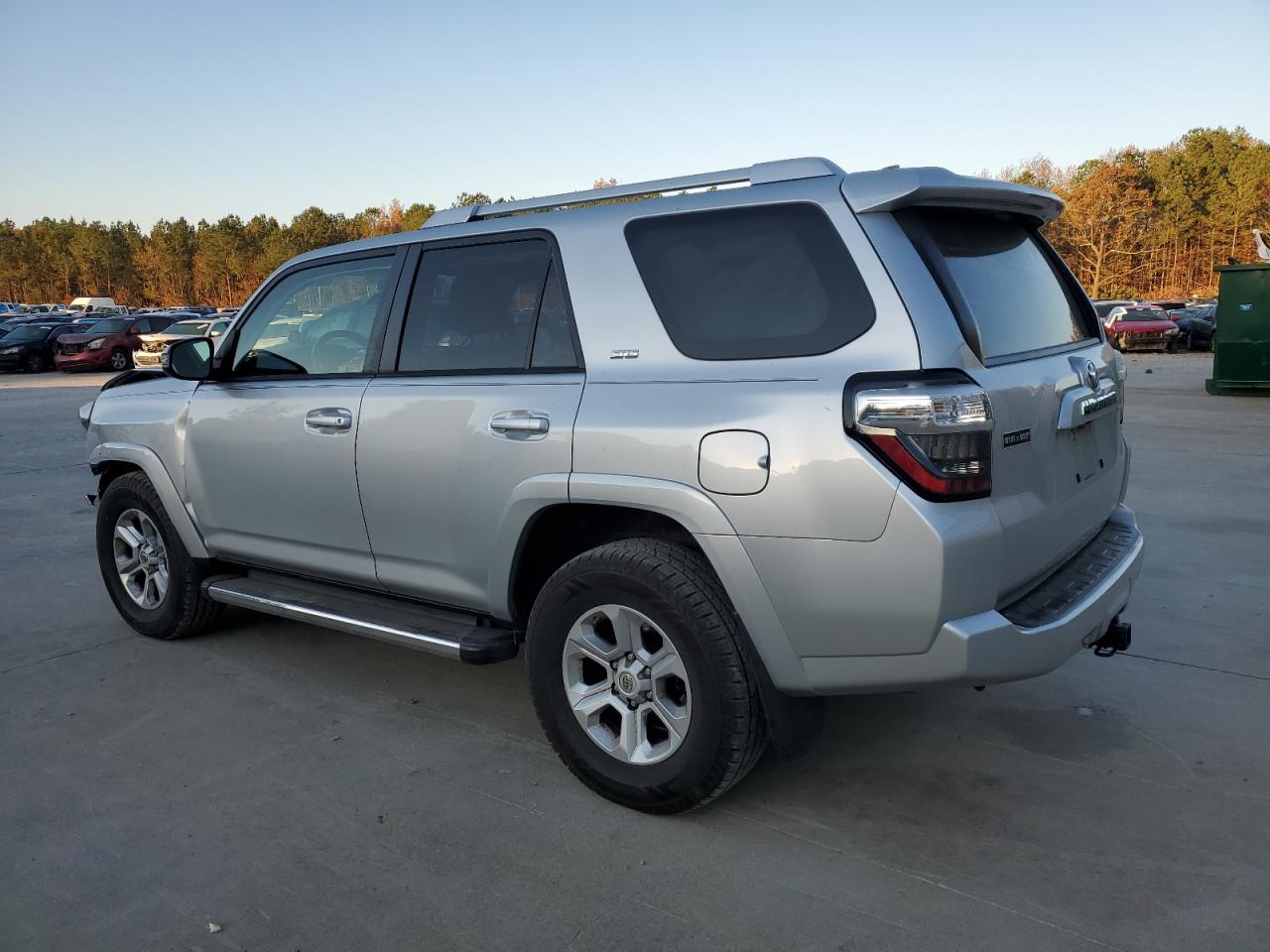 Toyota 4Runner Sr5 Image 4