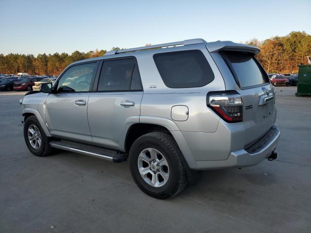 Toyota 4Runner Sr5 Image 4