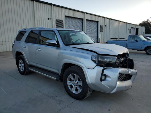 Toyota 4Runner Sr5 Image 2