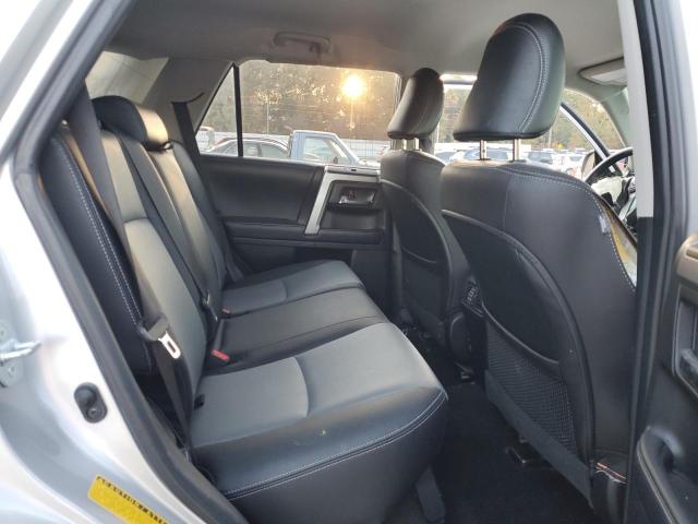 Toyota 4Runner Sr5 Image 5