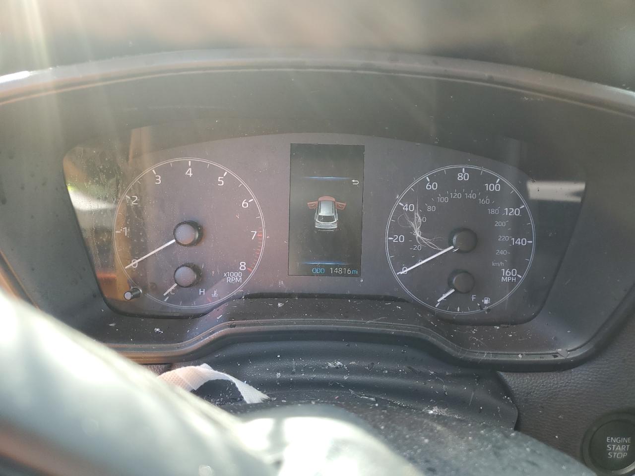 Toyota Corolla Le Image 8