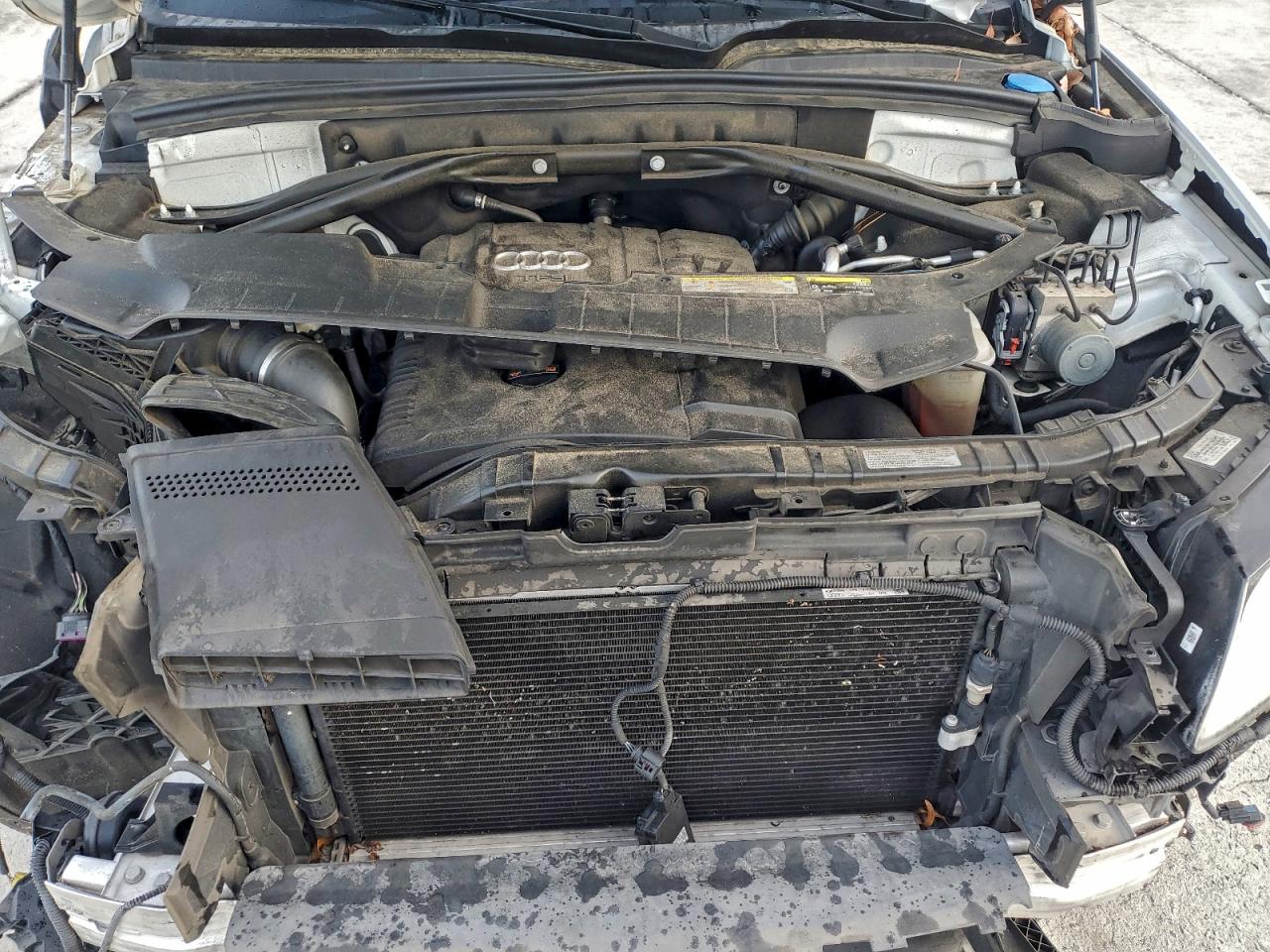 Audi Q5 Premium Plus Image 10