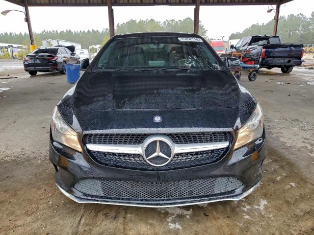 Mercedes-Benz Cla-class 250 Image 12