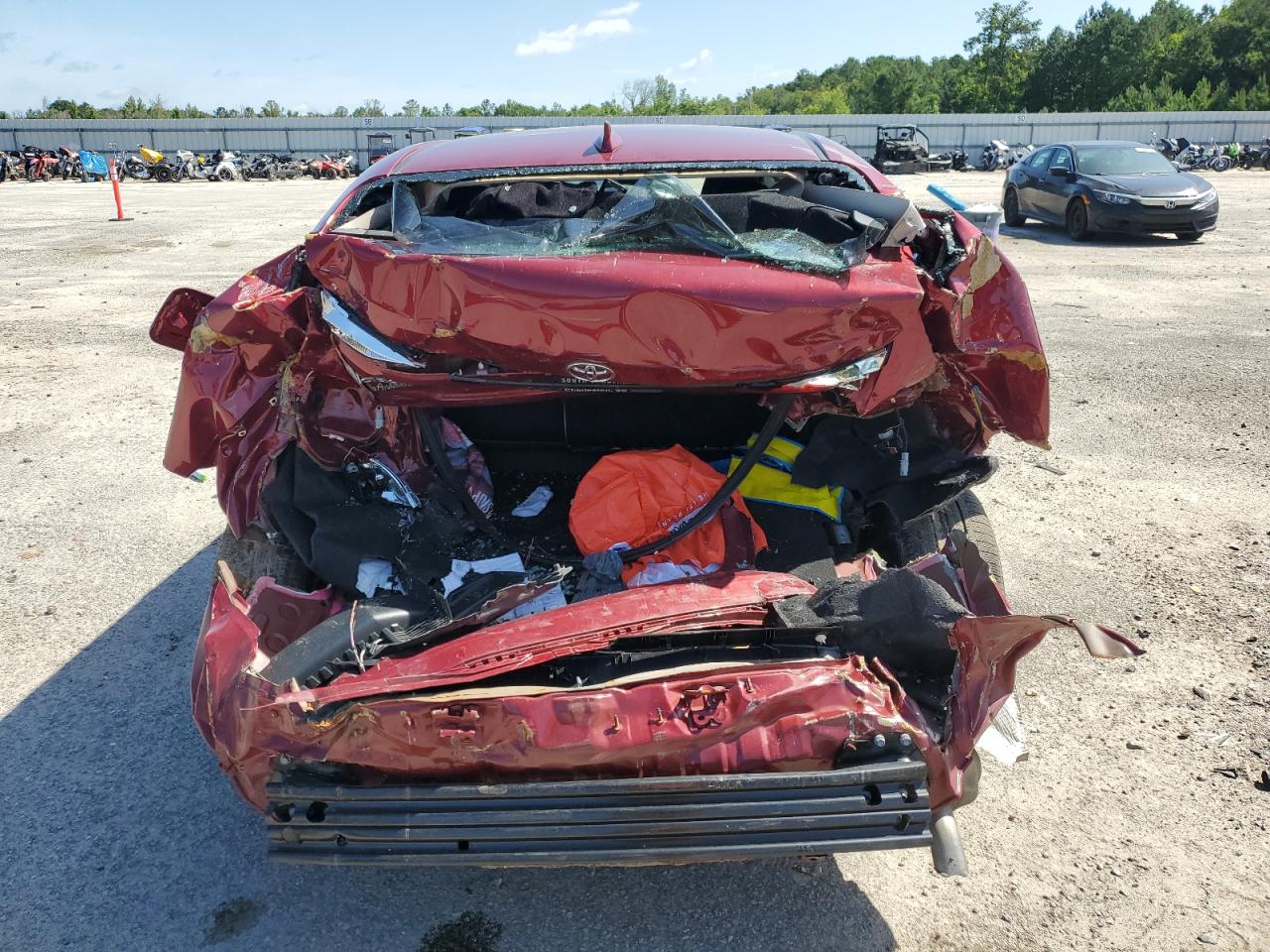 Toyota Corolla Le Image 12