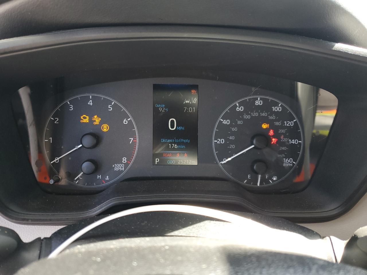 Toyota Corolla Le Image 8