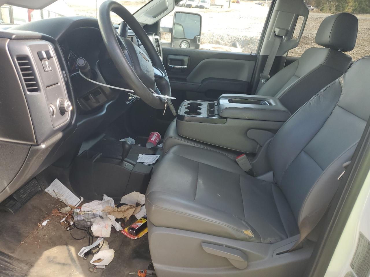 Chevrolet Silverado K3500 Image 6