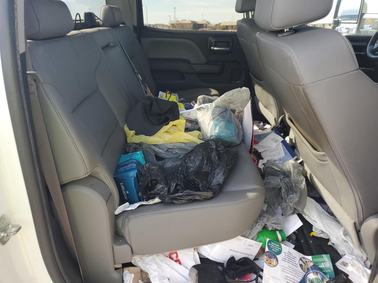 Chevrolet Silverado K3500 Image 9