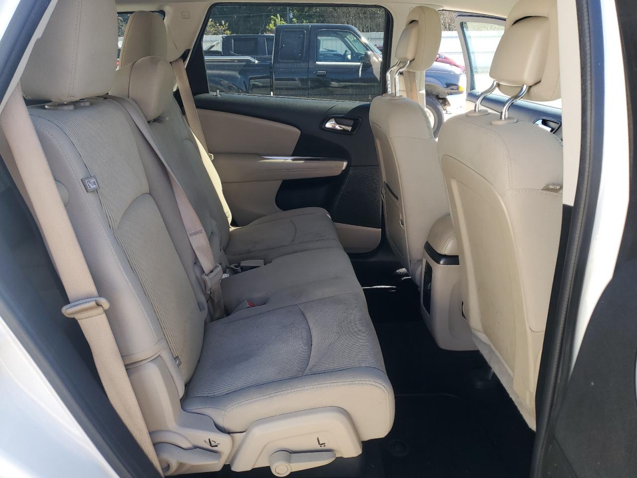 Dodge Journey Sxt Image 2