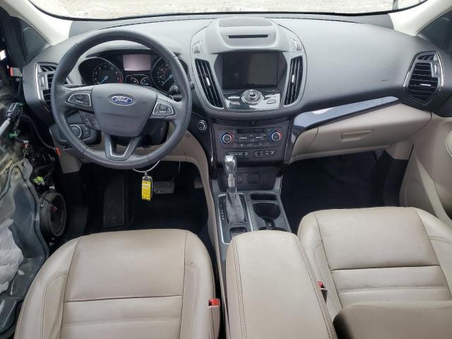 Ford Escape Titanium Image 2