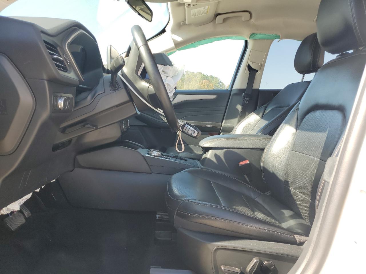 Ford Escape Sel Image 2