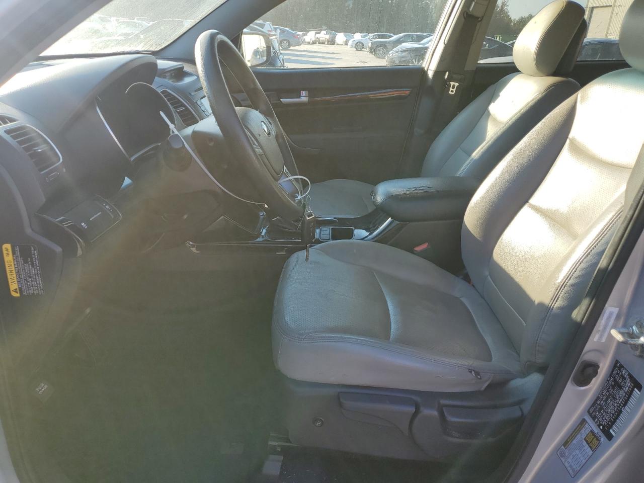 Kia Sorento Lx Image 4