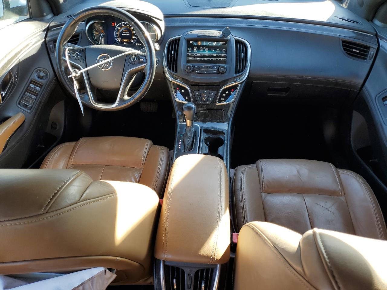 Buick LaCrosse Image 5