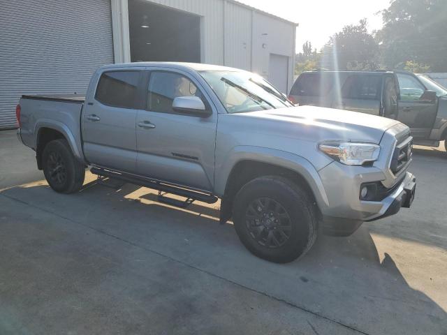 Toyota Tacoma Double Cab Image 7