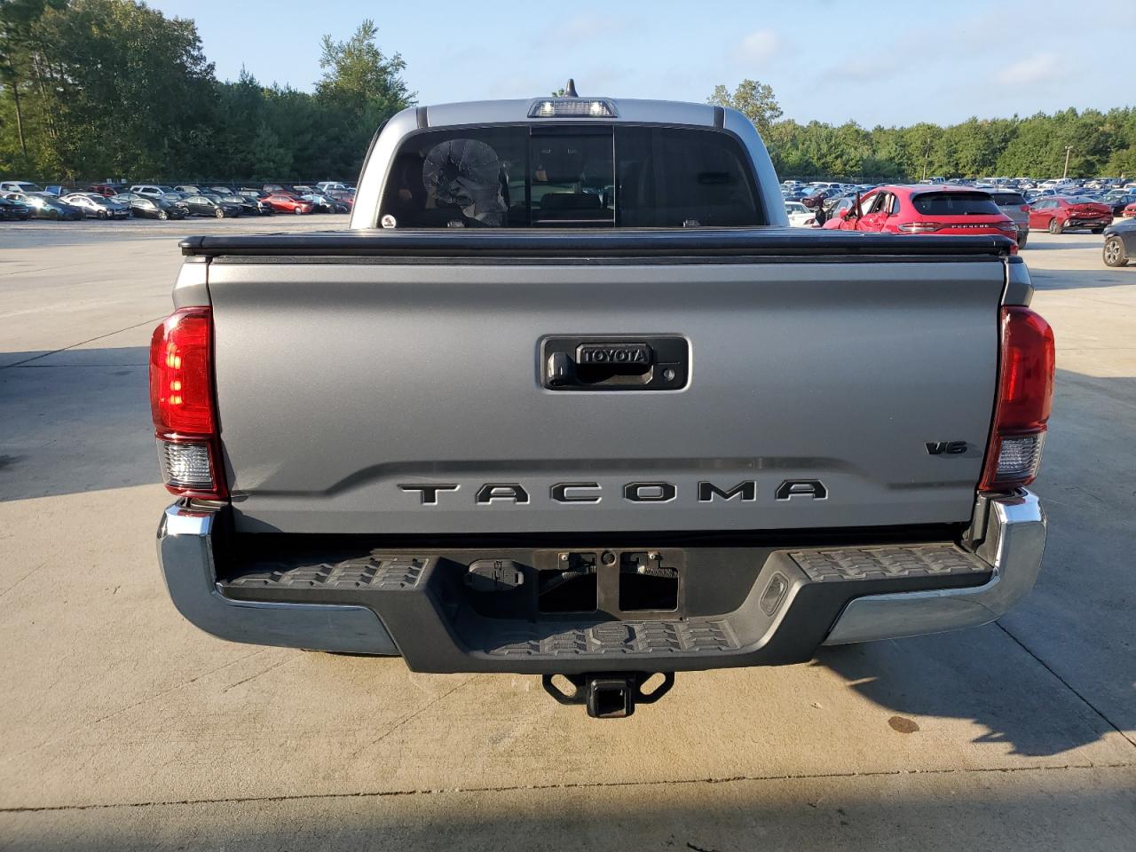 Toyota Tacoma Double Cab Image 5