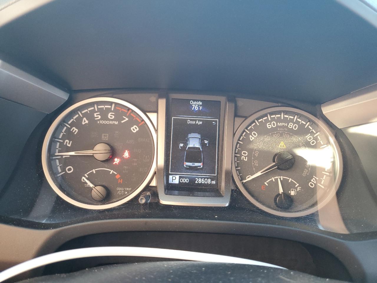 Toyota Tacoma Double Cab Image 6