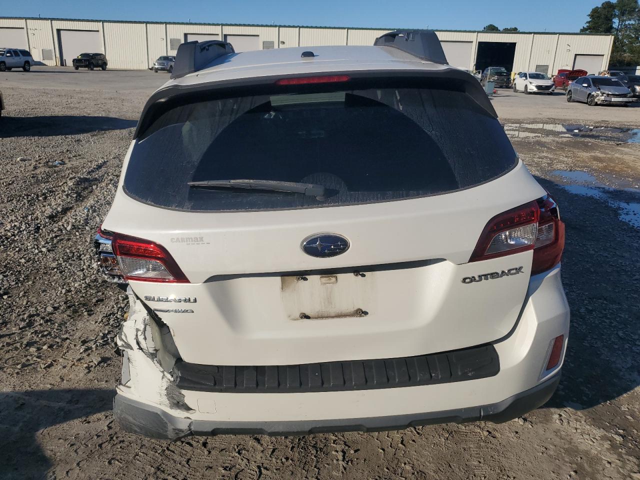 Subaru Outback 2.5i Premium Image 11