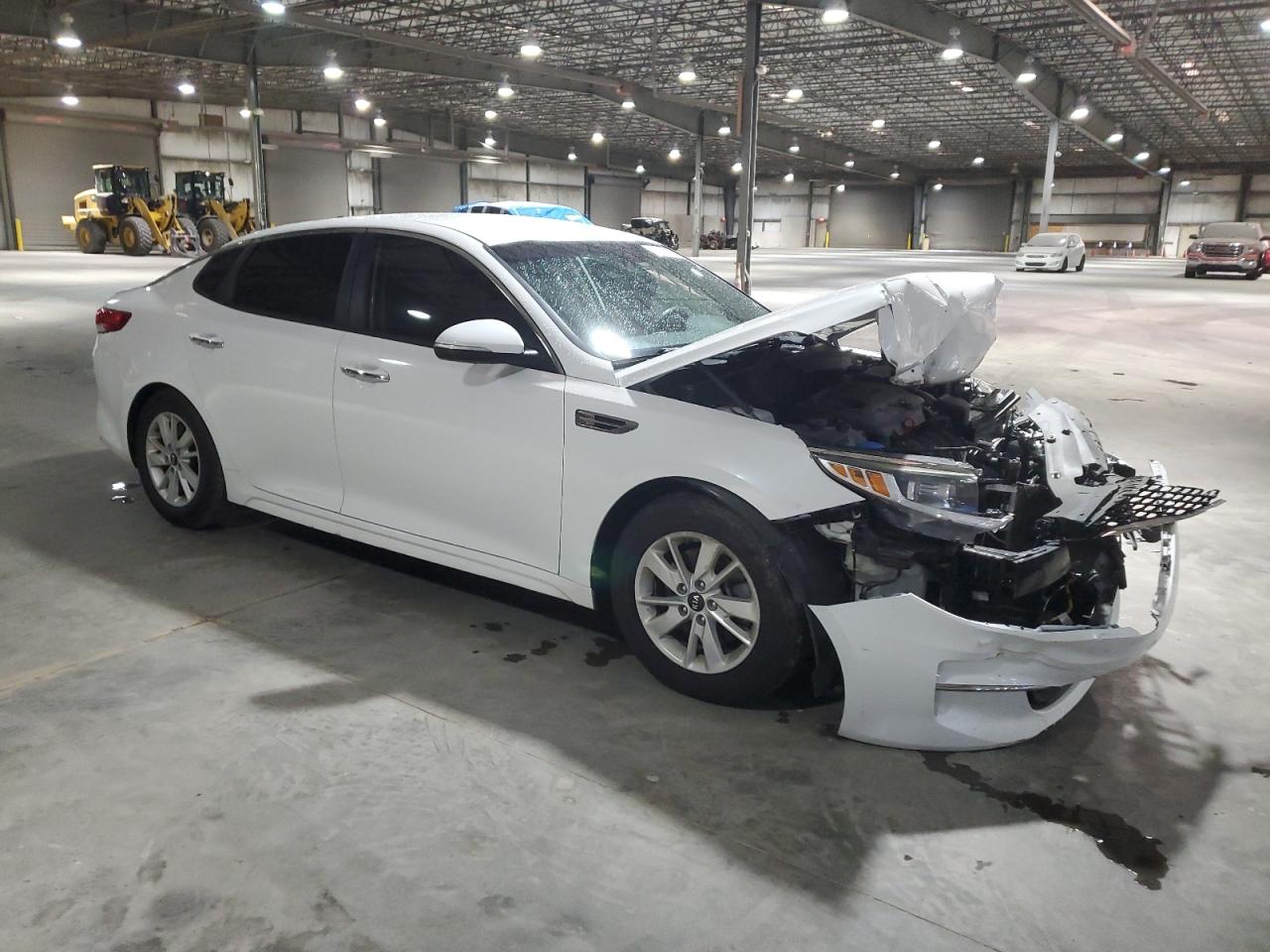 Kia Optima Lx Image 4