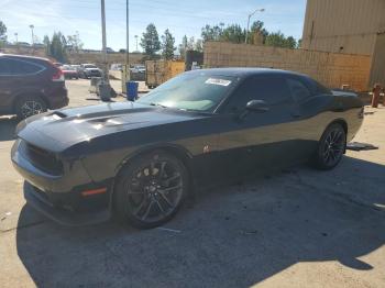  Salvage Dodge Challenger