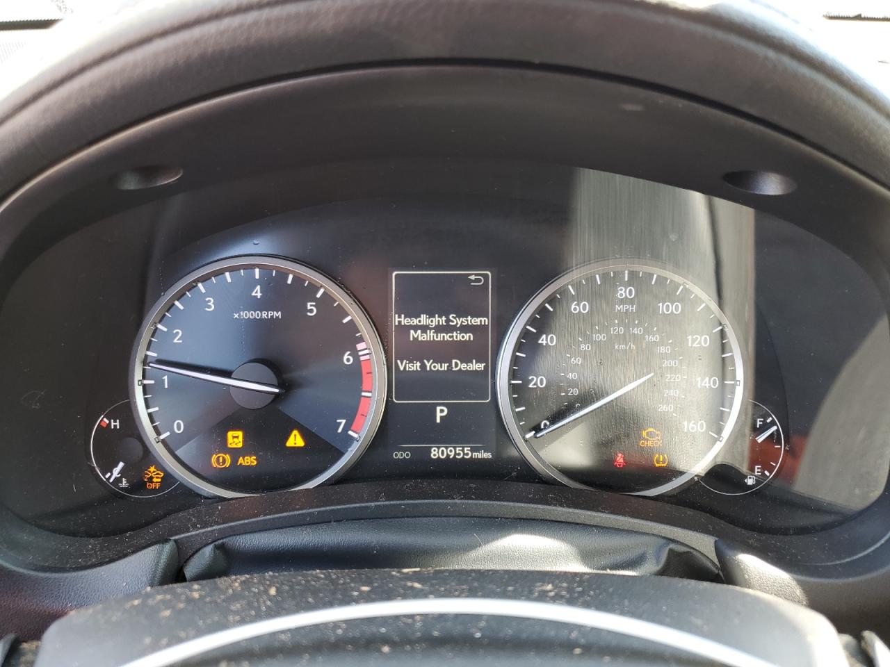 Lexus NX 300 Base Image 6