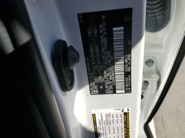 Lexus NX 300 Base Image 13