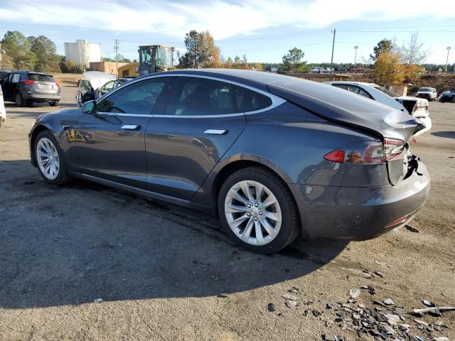 Tesla Model S Image 2