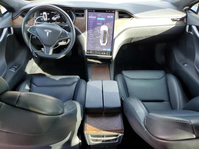 Tesla Model S Image 9
