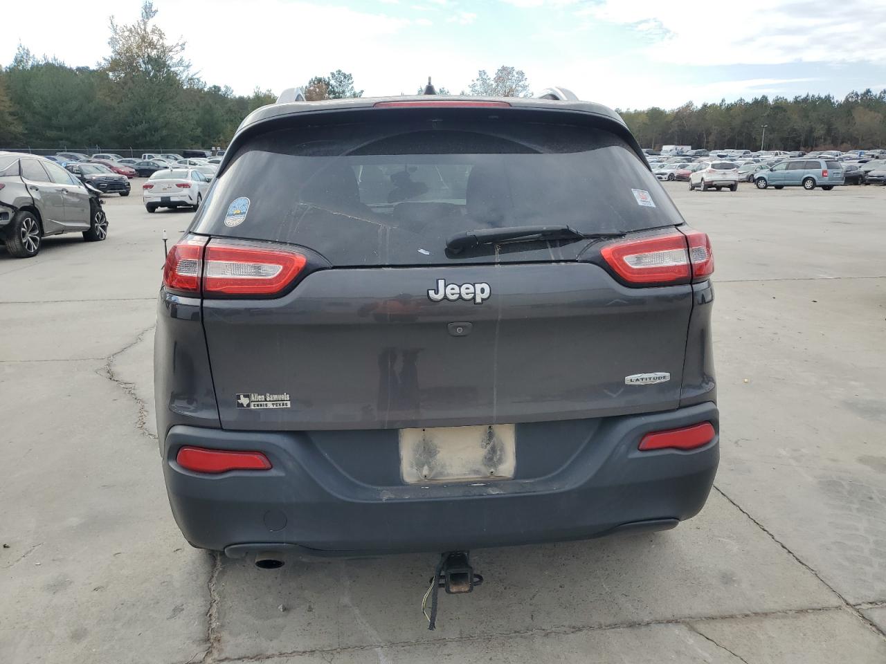 Jeep Grand Cherokee Latitude Image 7