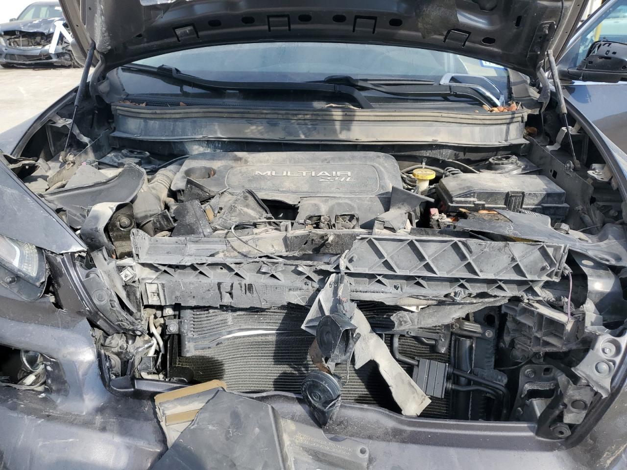 Jeep Grand Cherokee Latitude Image 9