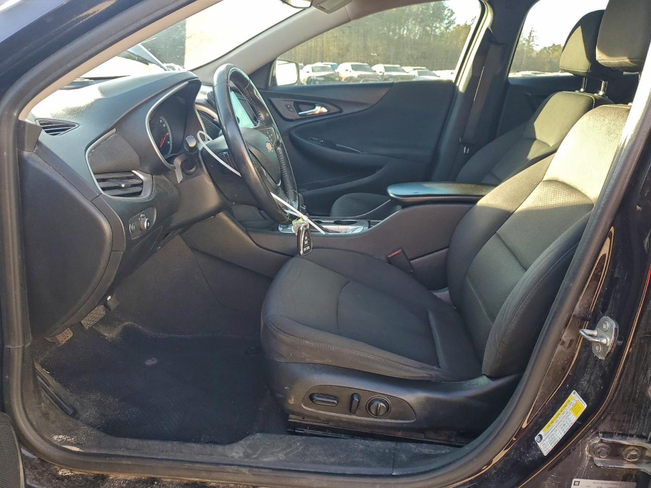 Chevrolet Malibu Rs Image 9