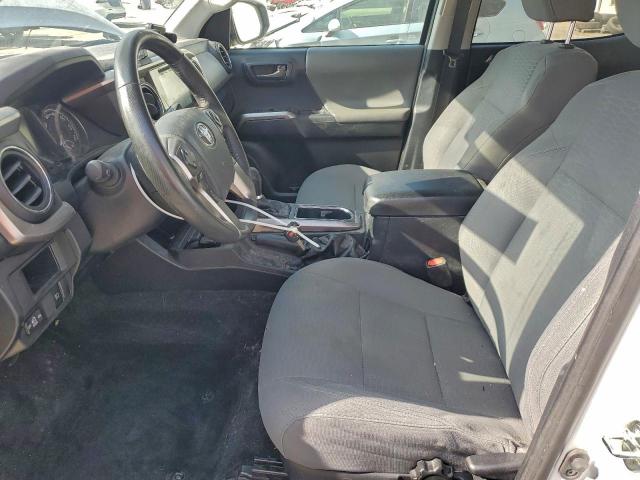 Toyota Tacoma Double Cab Image 12