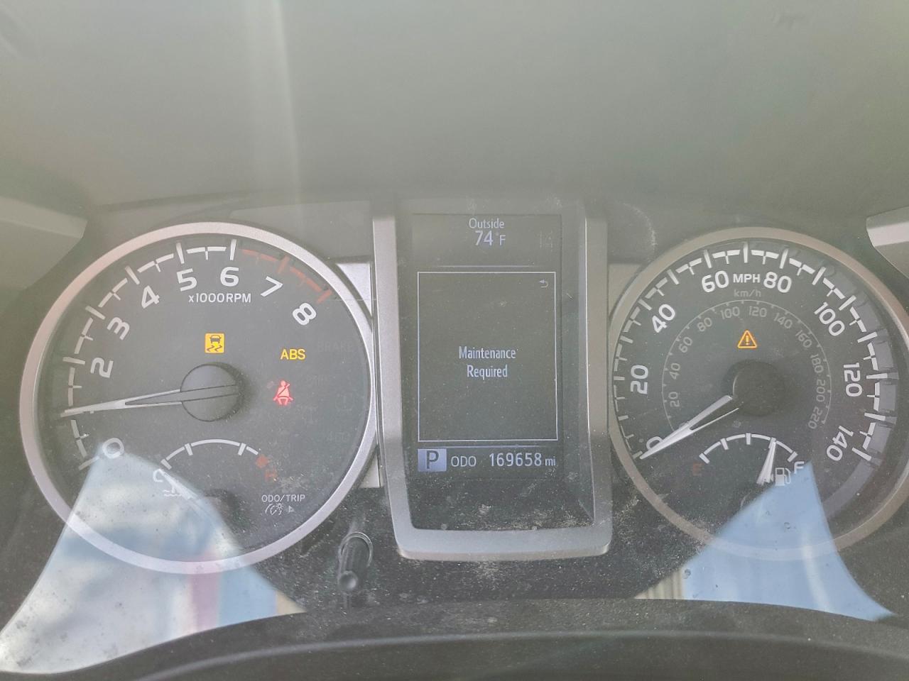 Toyota Tacoma Double Cab Image 10