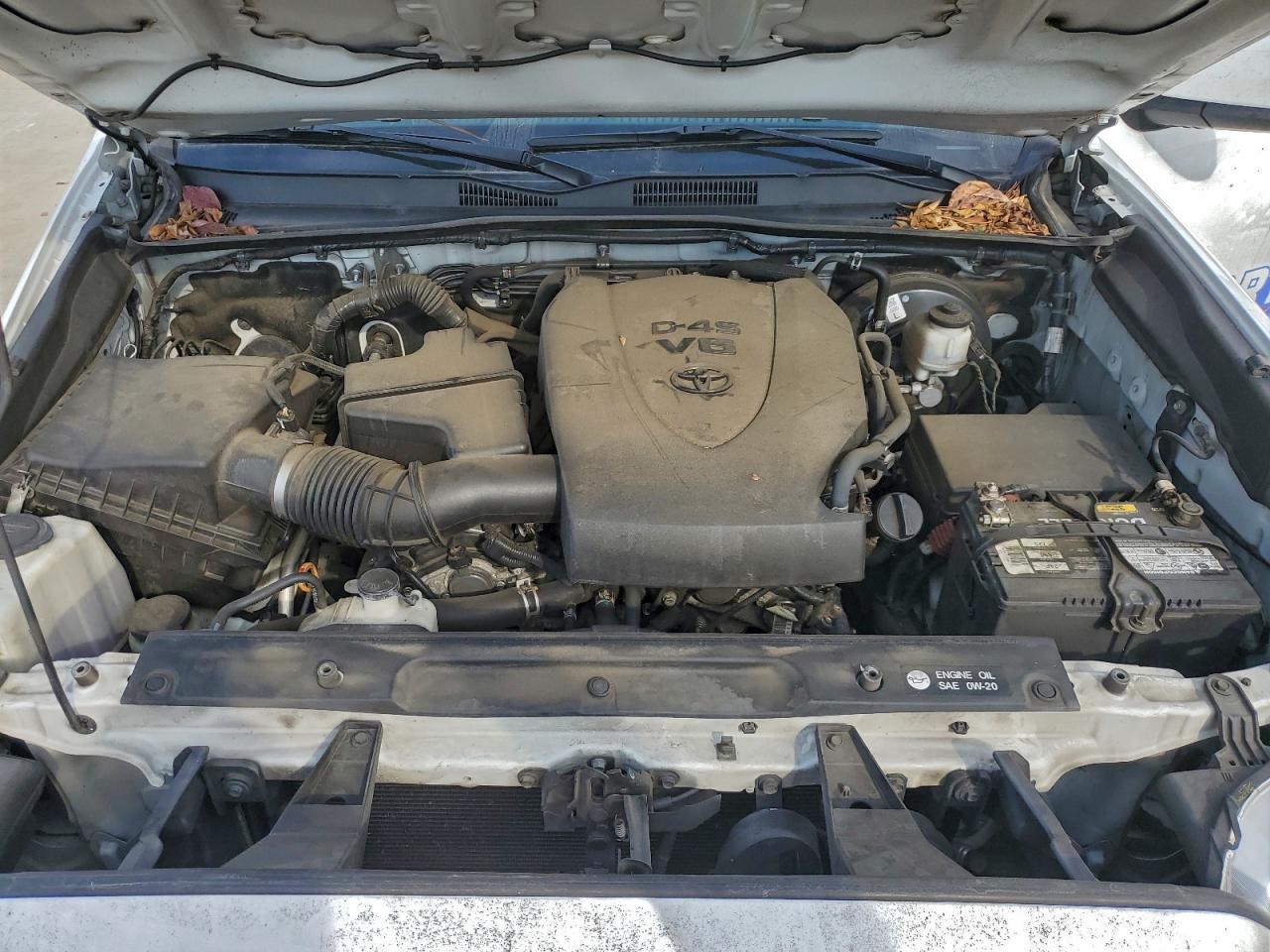 Toyota Tacoma Double Cab Image 6