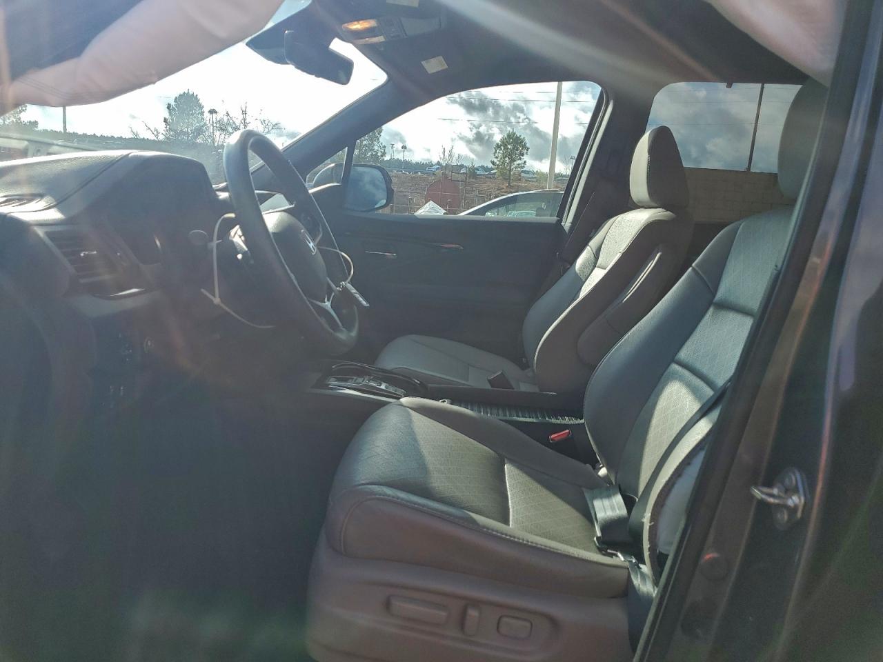 Honda Passport Touring Image 3