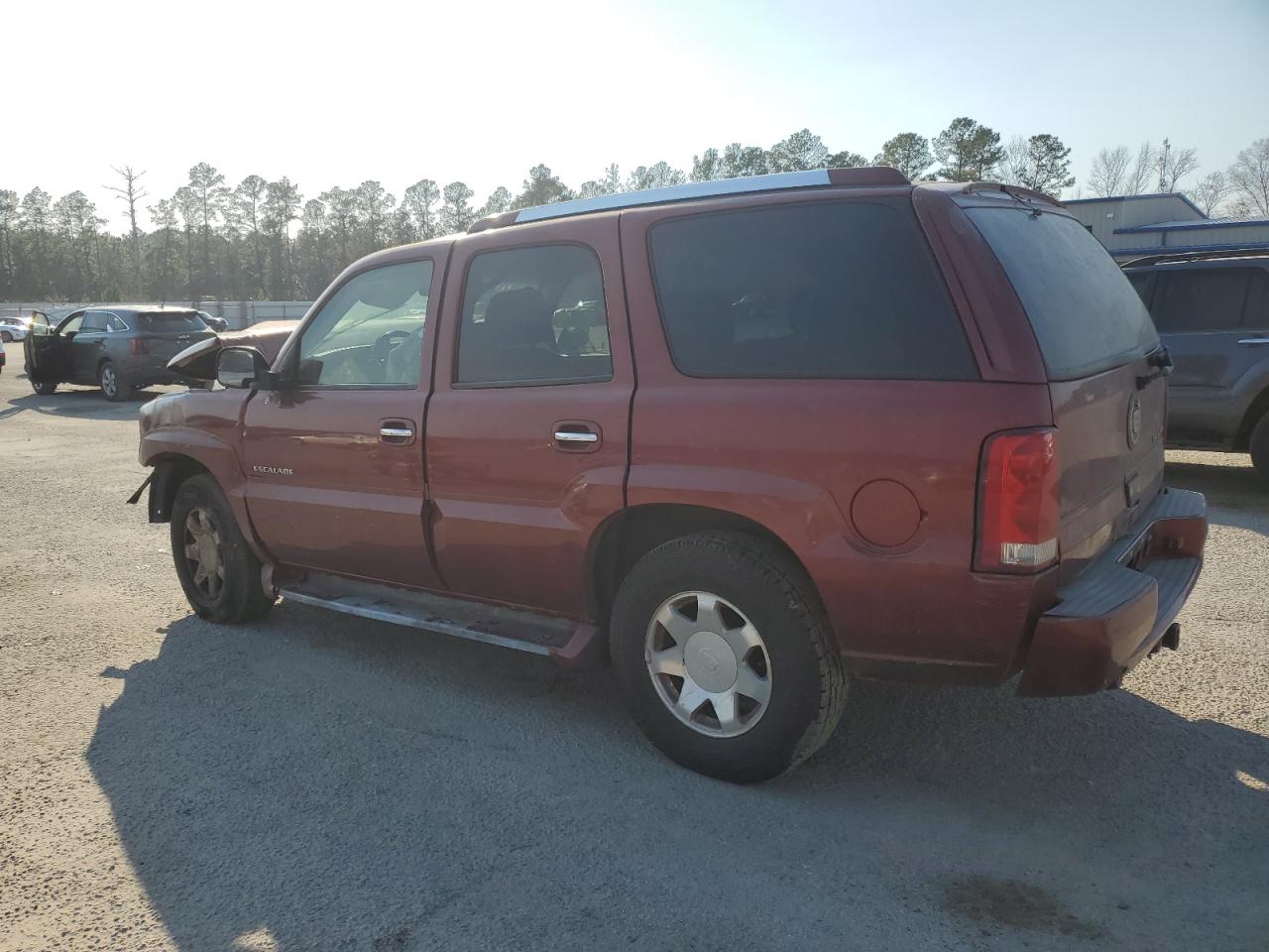 Cadillac Escalade Luxury Image 2