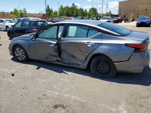 Nissan Altima S Image 5