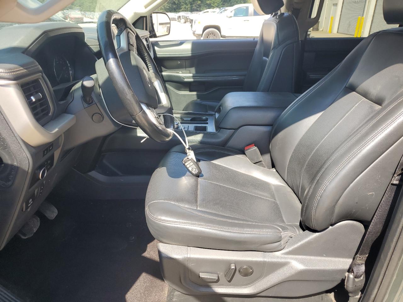 Ford Expedition Max Xlt Image 7