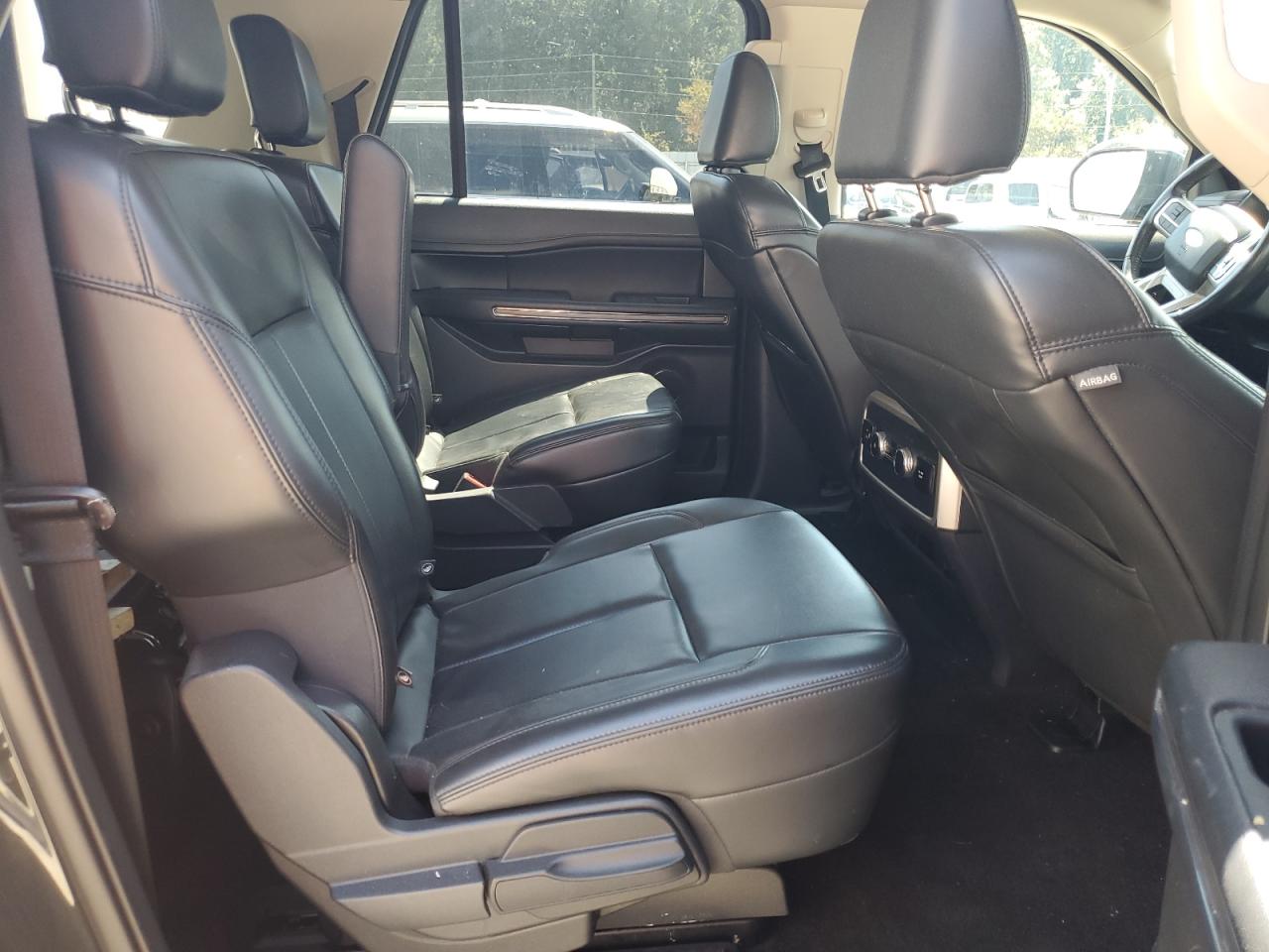 Ford Expedition Max Xlt Image 11