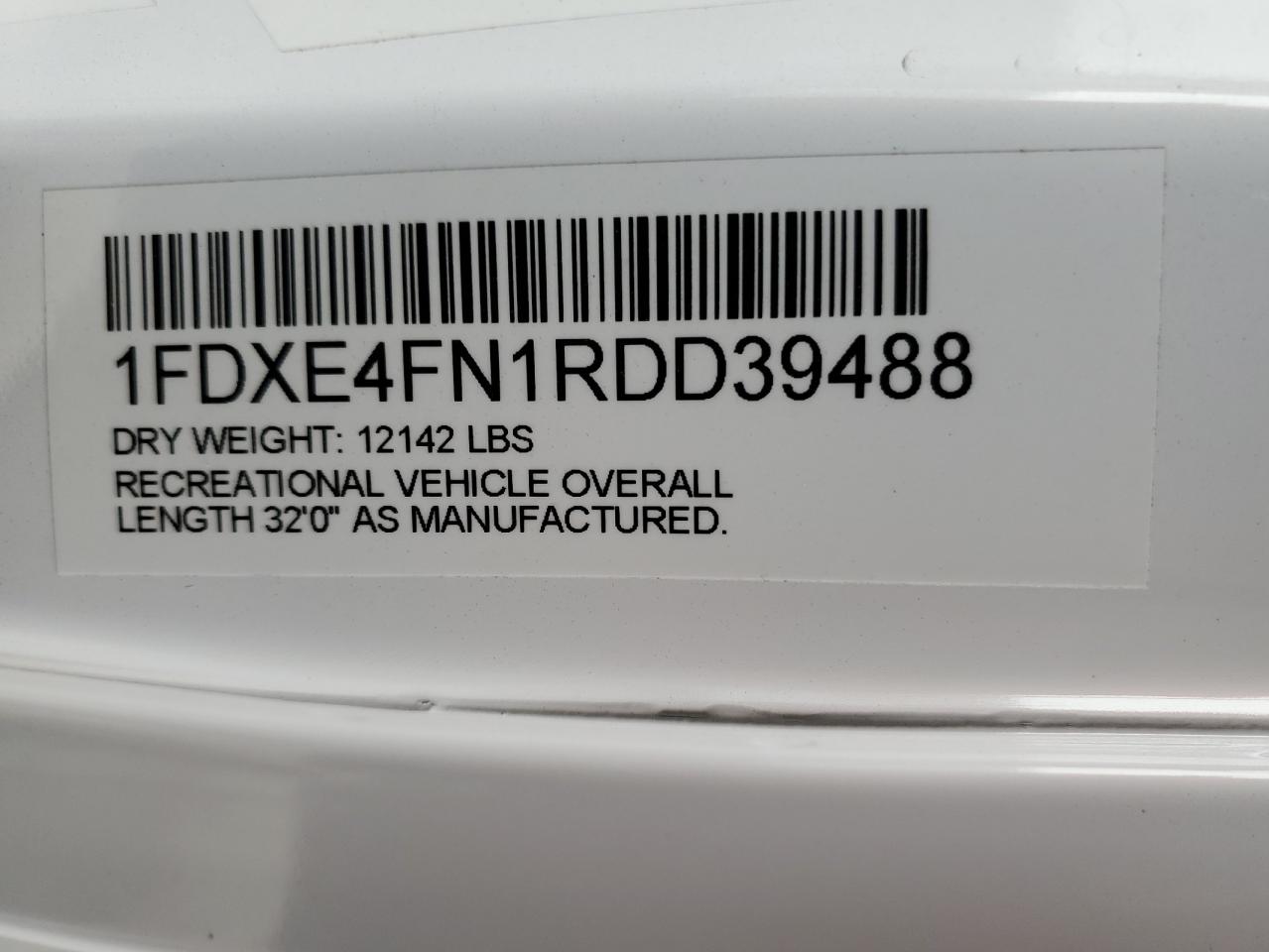 Ford Econoline E450 Super Duty Cutaway Van Image 7