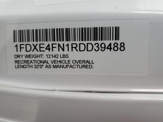 Ford Econoline E450 Super Duty Cutaway Van Image 7