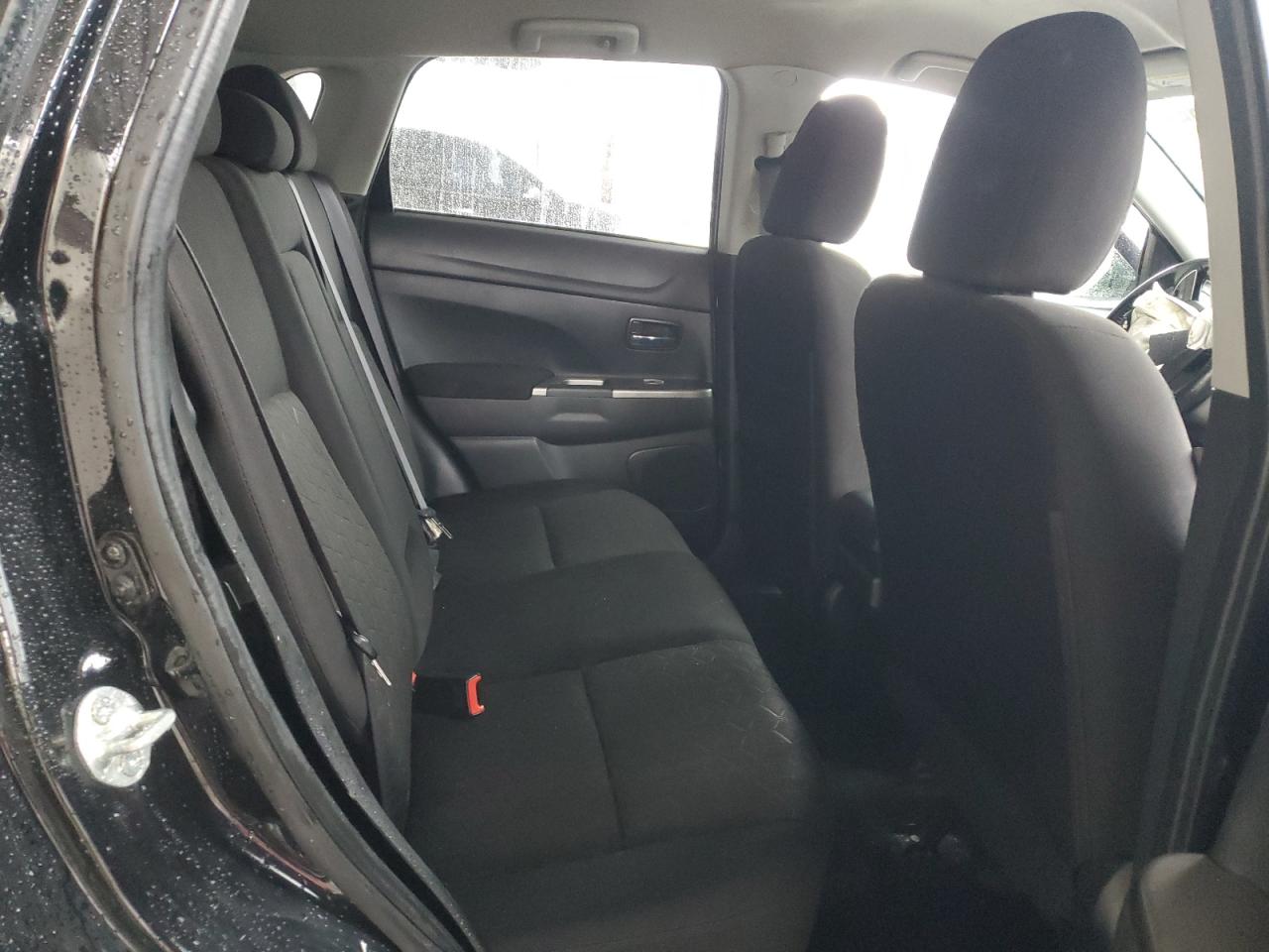 Mitsubishi Outlander Es Image 12