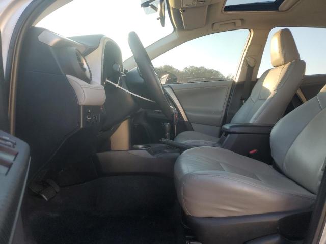 Toyota RAV4 Xle Image 6