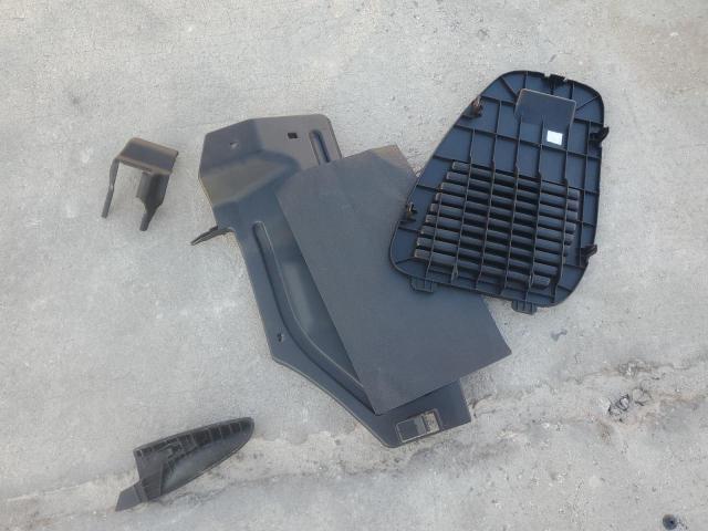 Toyota RAV4 Xle Image 13