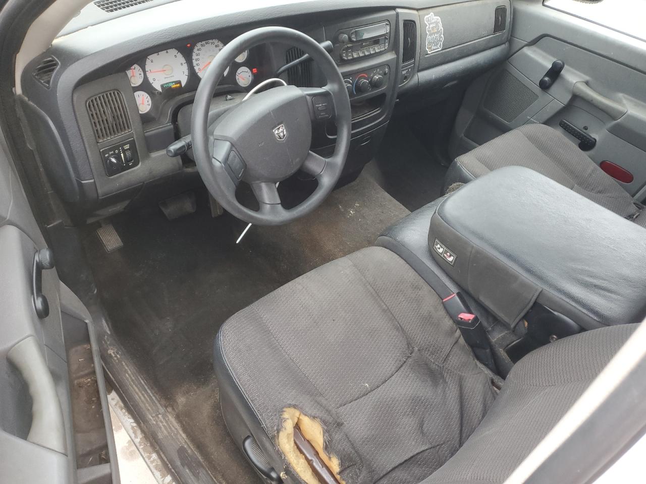 Dodge Ram 1500 St Image 2