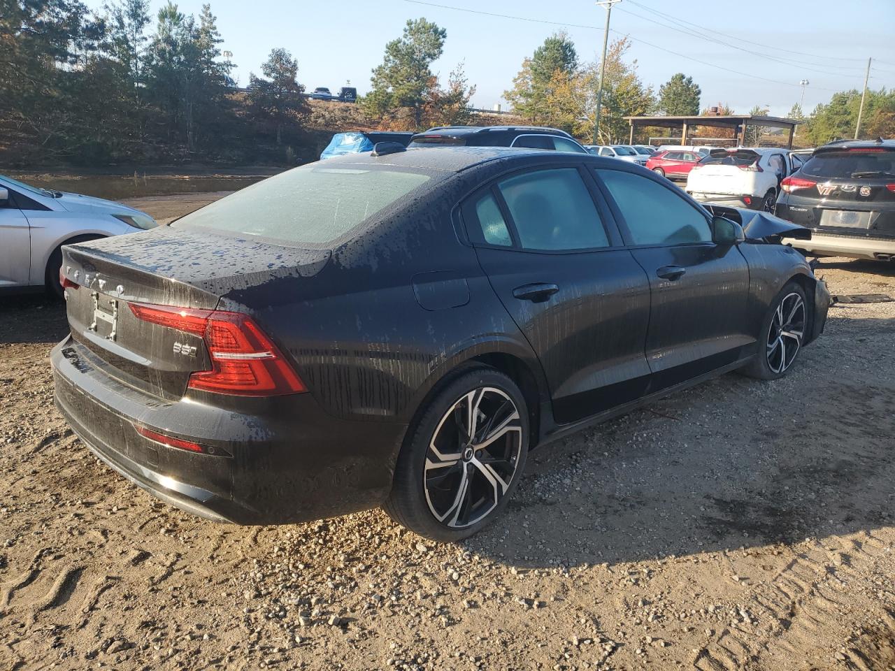 Volvo S60 Core Core Image 2