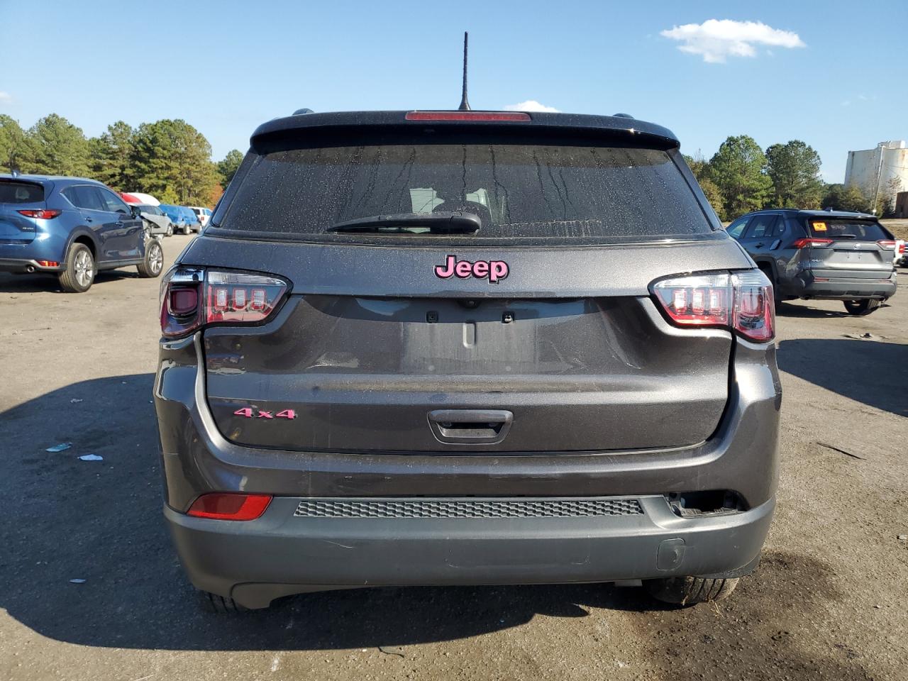Jeep Compass Latitude Image 12