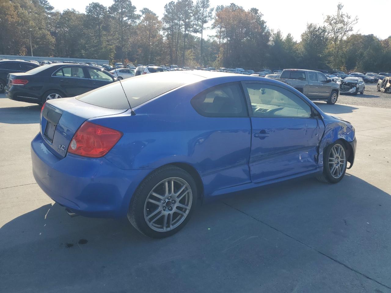 Toyota Scion Image 5