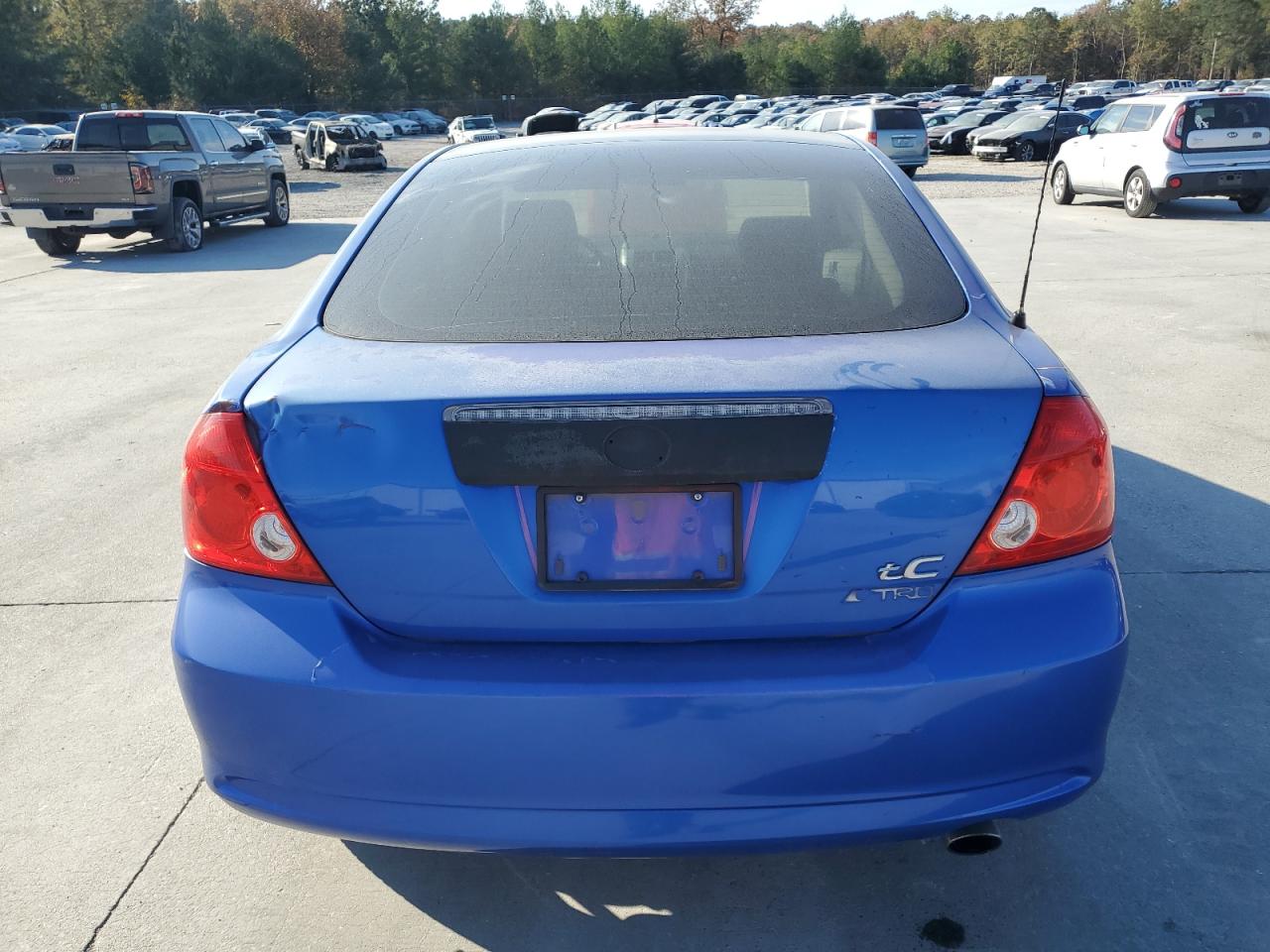 Toyota Scion Image 11