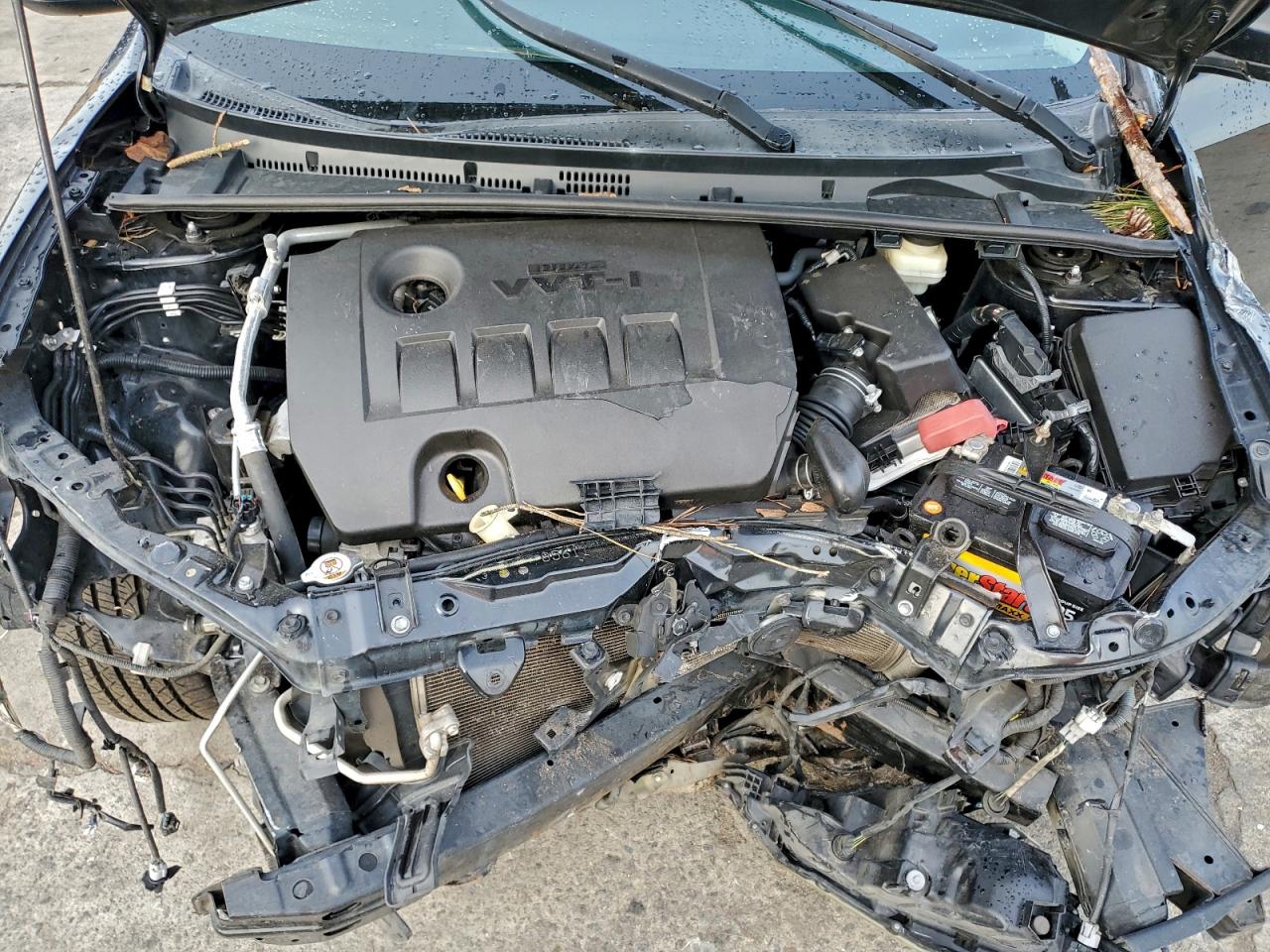 Toyota Corolla L Image 12