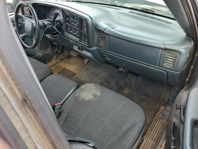 Chevrolet Silverado C1500 Image 5