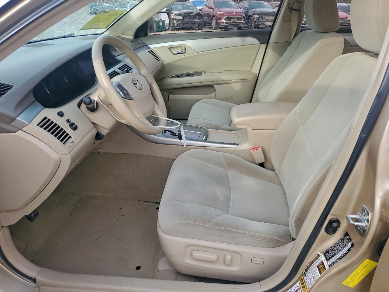 Toyota Avalon Xl Image 12